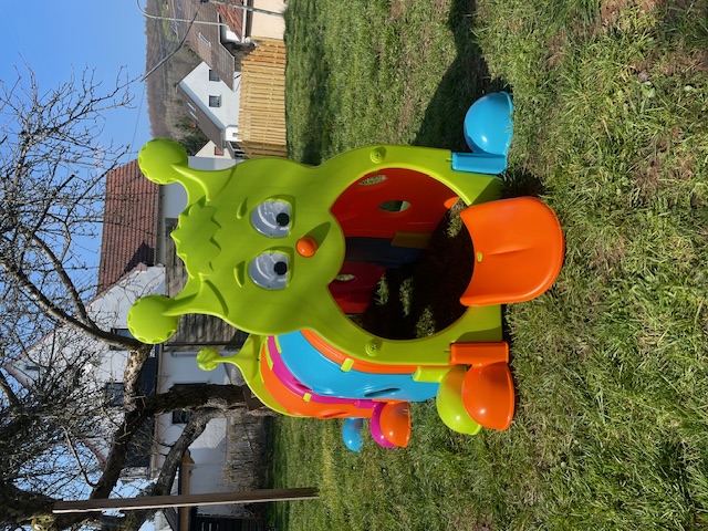 Spielbereich im Garten der Kindertagespflege
